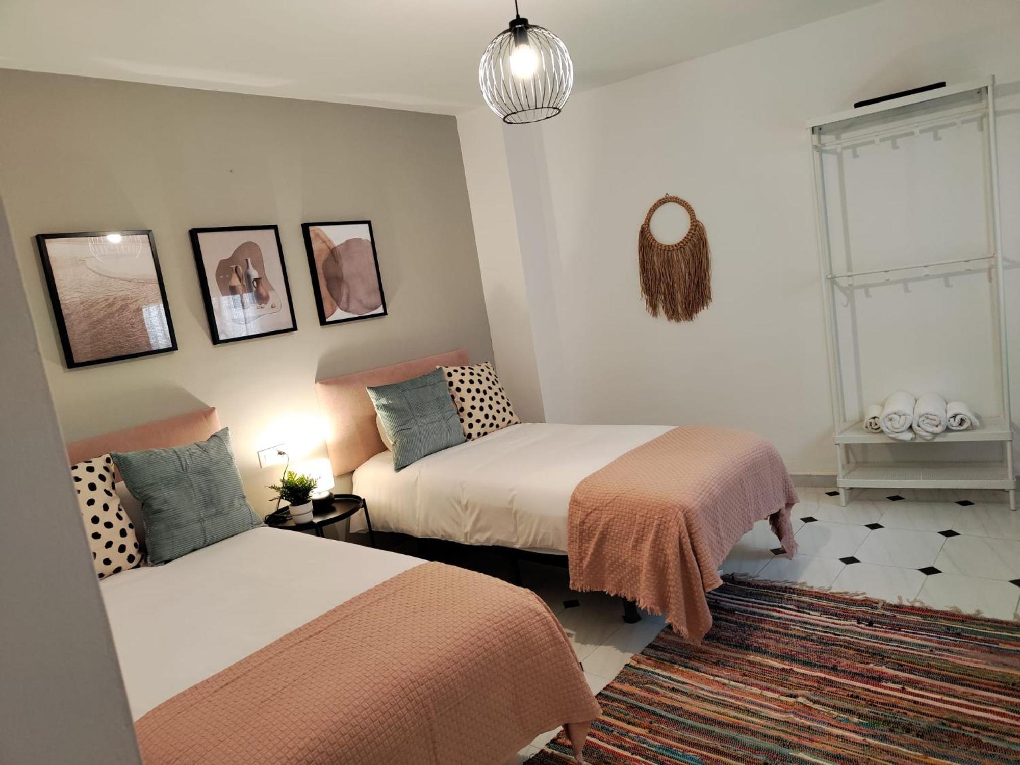 Wintowinrentals Your Steps From The Center Apartament *